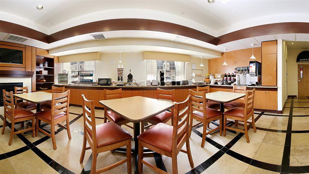 Comfort Inn & Suites Oakland Airport Экстерьер фото